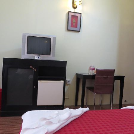 Goldie Guesthouse Phnom Pen Exterior foto
