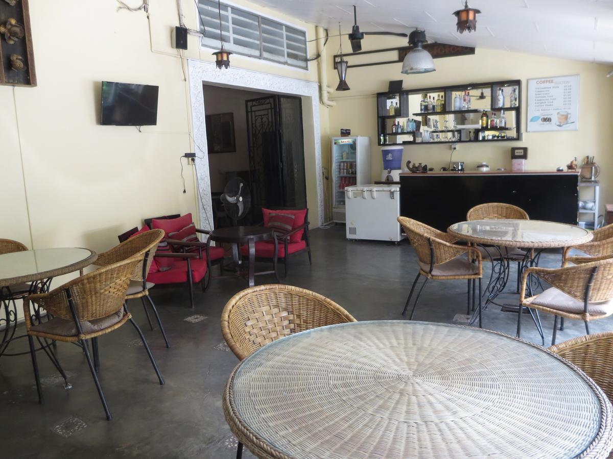 Goldie Guesthouse Phnom Pen Exterior foto