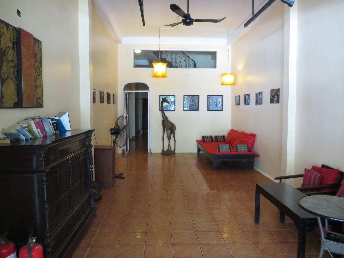 Goldie Guesthouse Phnom Pen Exterior foto