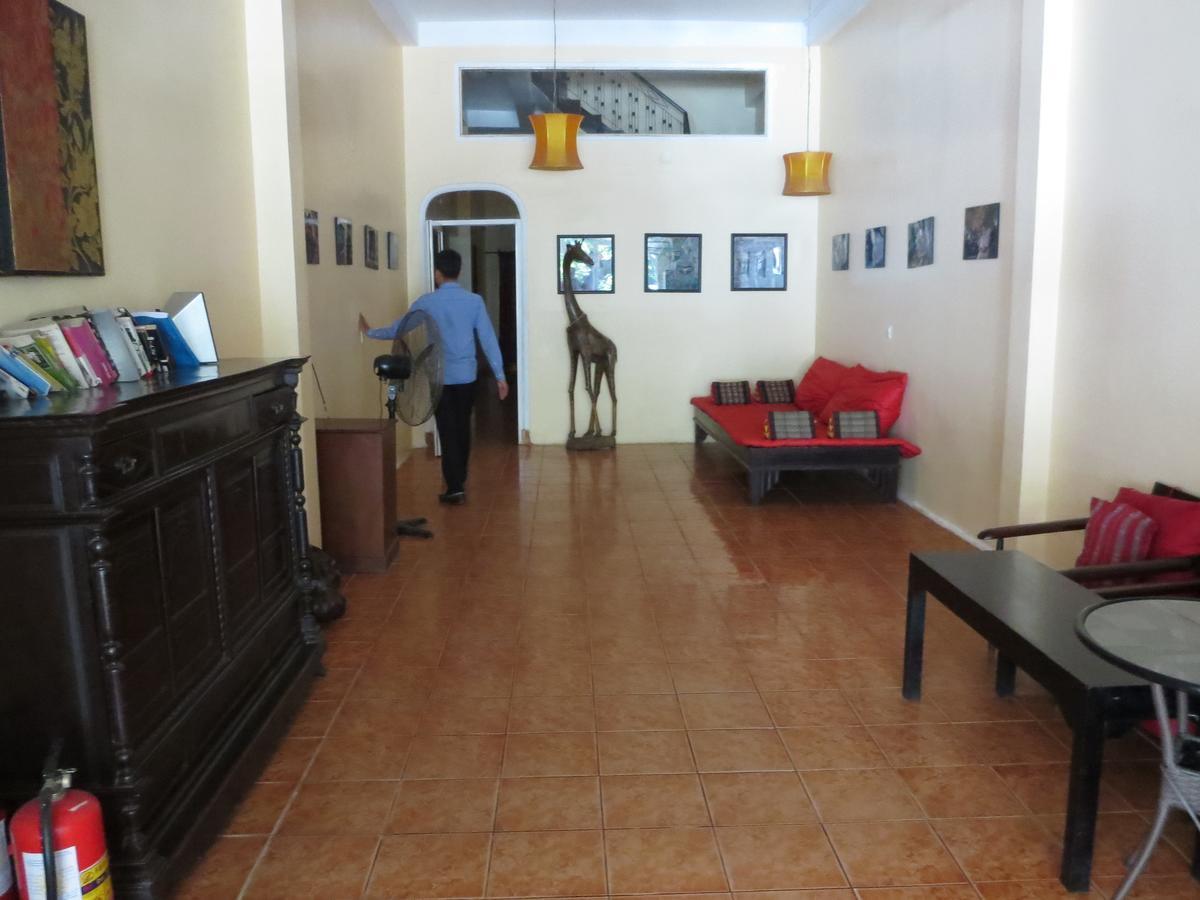 Goldie Guesthouse Phnom Pen Exterior foto