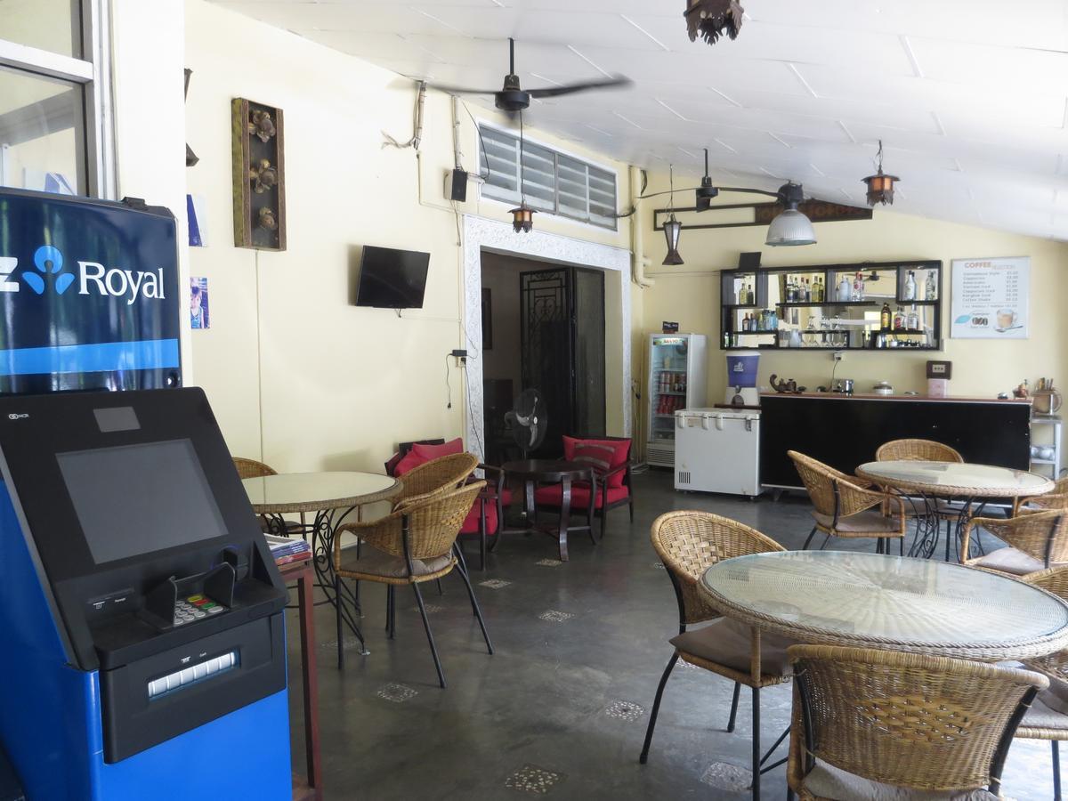 Goldie Guesthouse Phnom Pen Exterior foto