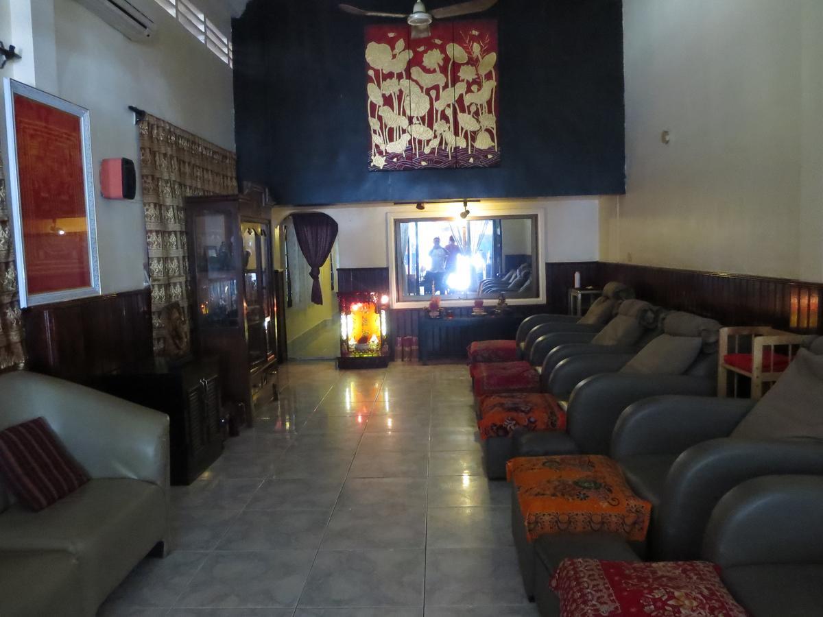 Goldie Guesthouse Phnom Pen Exterior foto