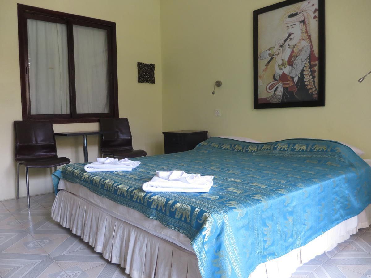 Goldie Guesthouse Phnom Pen Exterior foto