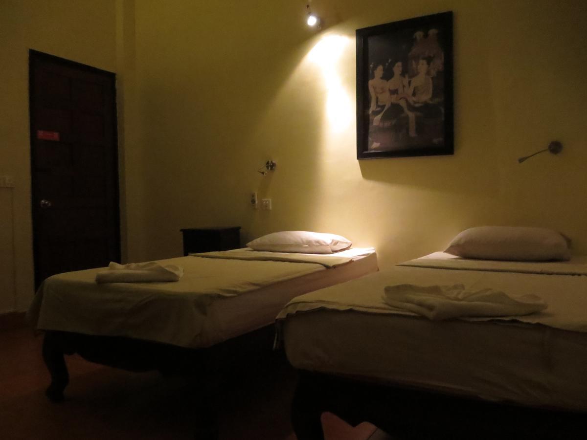 Goldie Guesthouse Phnom Pen Exterior foto