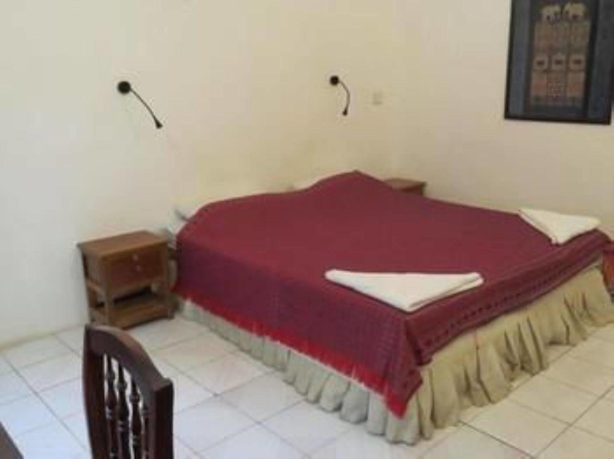 Goldie Guesthouse Phnom Pen Exterior foto
